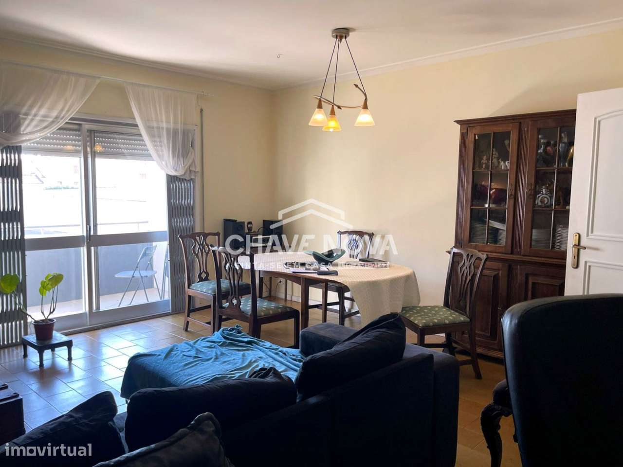 Apartamento T2+1 com Vista de Mar e Garagem Fechada - Grande imagem: 2/24