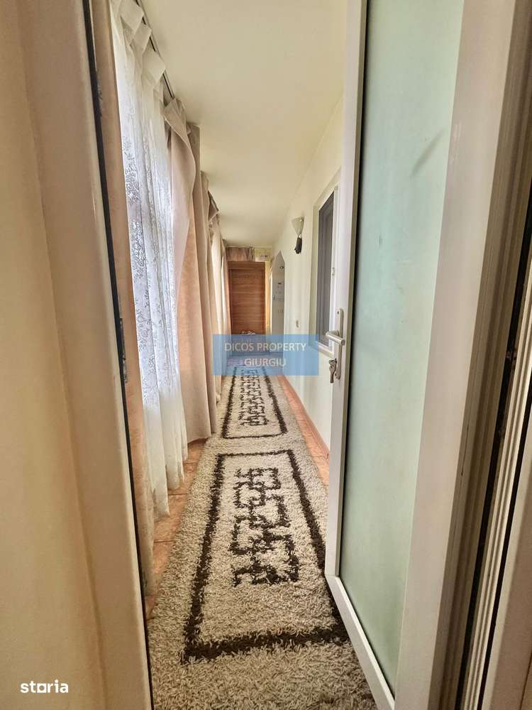 De vânzare casă cu 4 camere, garaj-8