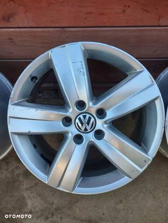 FELGI VW TOURAN GOLF V Vi jetta 7jx17 et-47 5x112 - 3