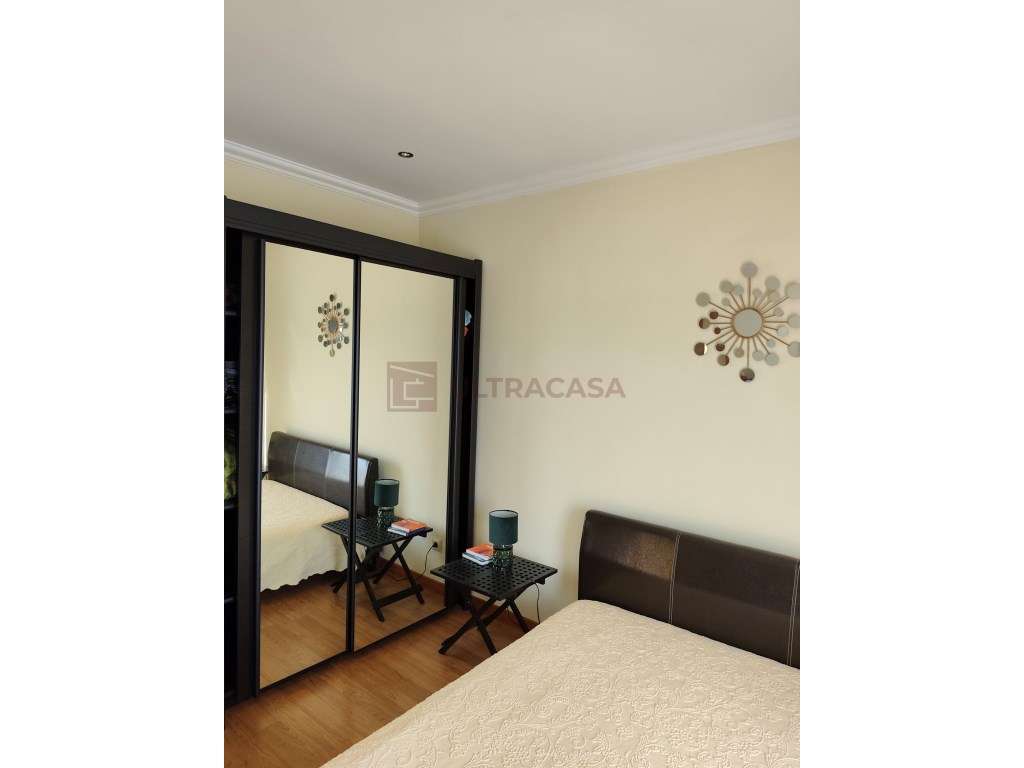 Vende-se Moradia V4 renovada com terraço, churrasqueira e horta a 5...-45