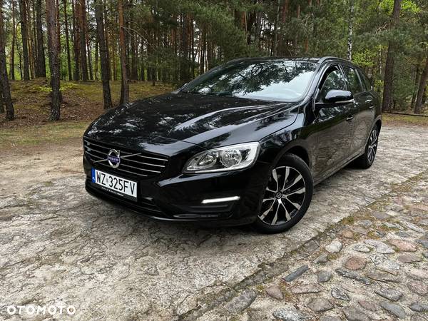 Volvo V60 D2 Drive-E Momentum - 1