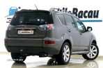 Mitsubishi Outlander - 6