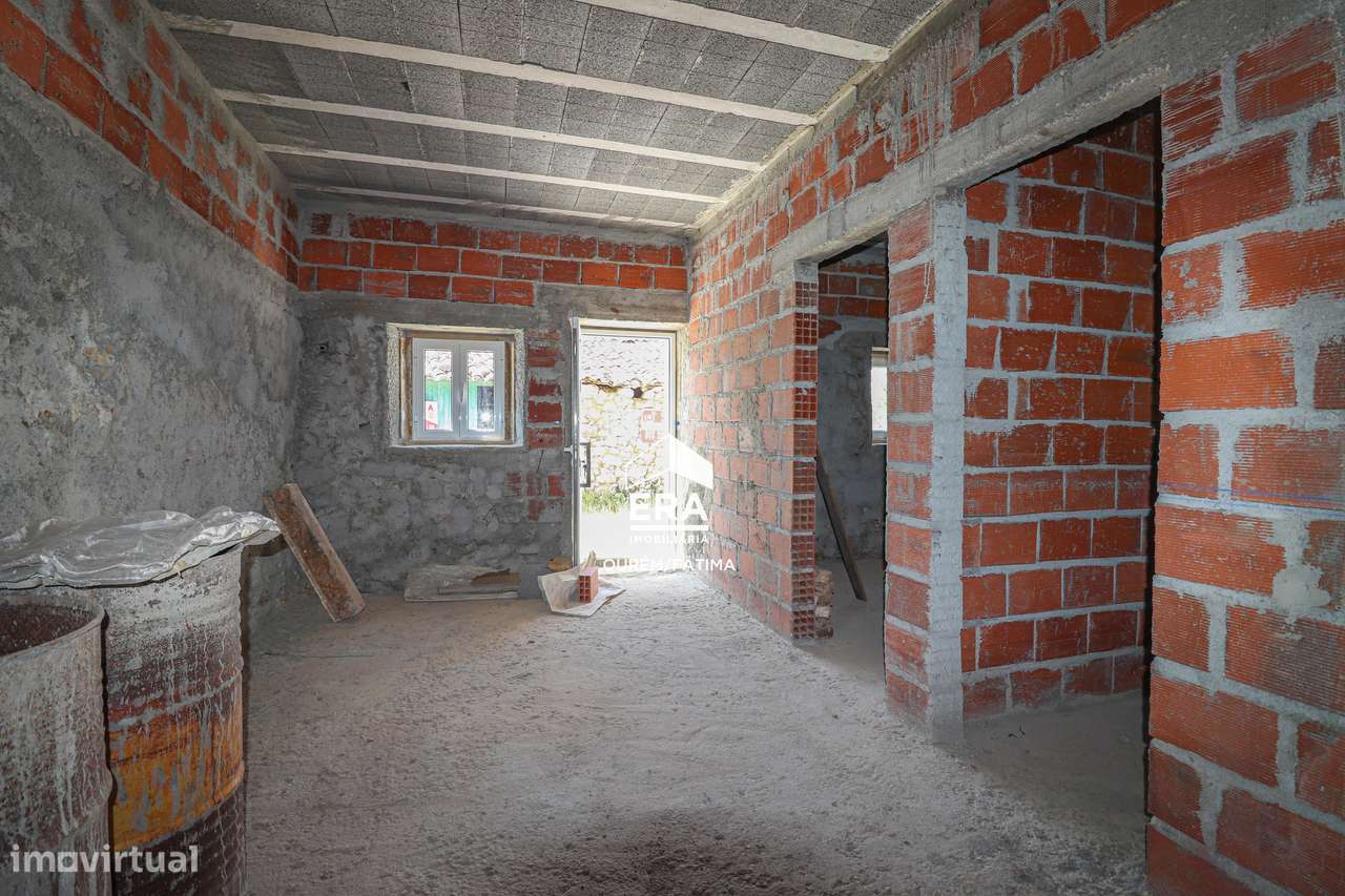 Moradia T2 na Freixianda - Grande imagem: 5/24