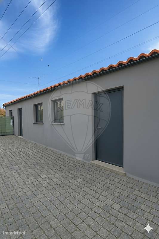 Moradia térrea remodelada T2 em Panoias, Braga! - Grande imagem: 2/10