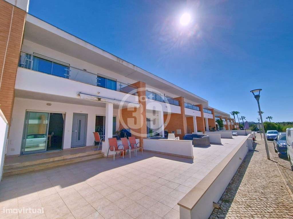 Bonita moradia em banda com 2 quartos, em condominio fechado com gr...-20