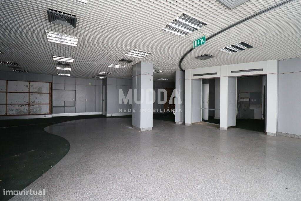 Loja para arrendamento em Lourosa - Grande imagem: 4/15