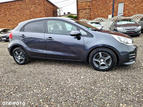 Kia Rio 1.2 Dream-Team Edition - 6