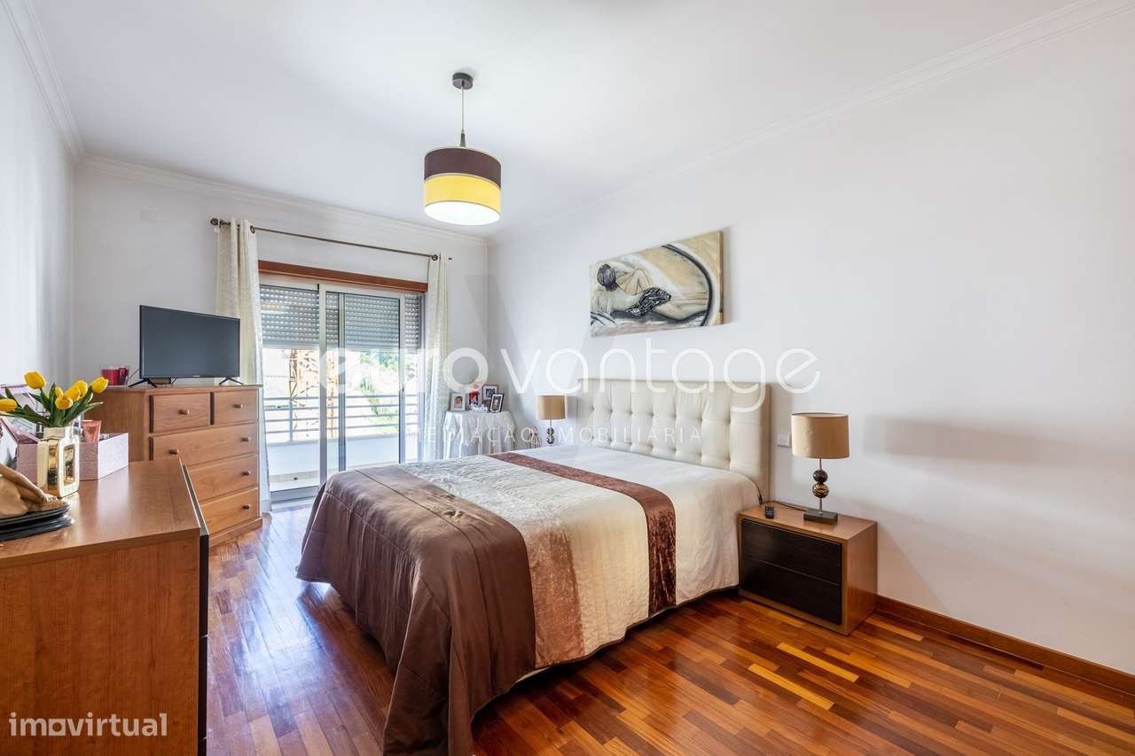 Apartamento T2 na Urbanização de São Romão-21