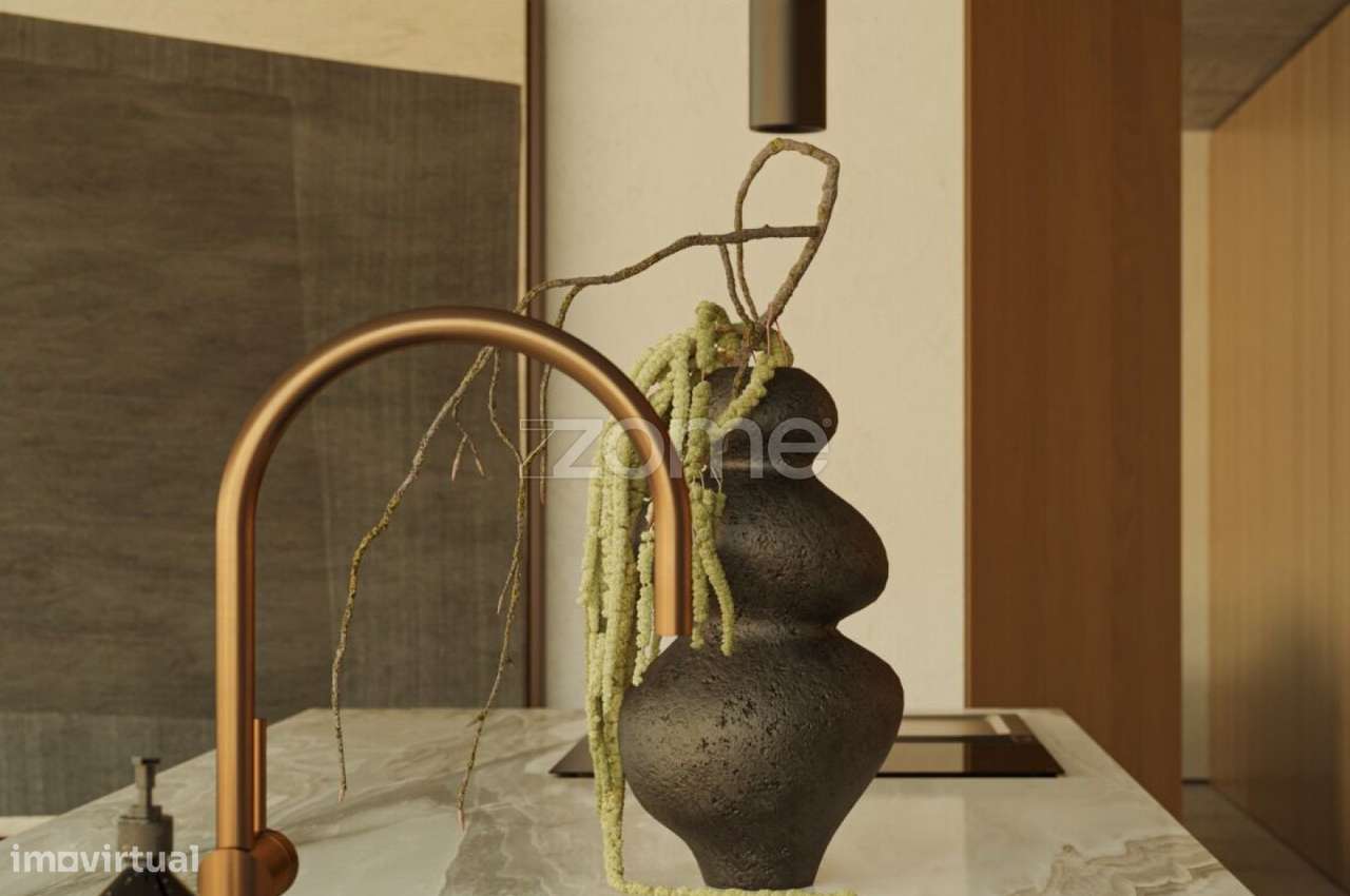 Extraordinário Apartamento T4 - Edifício Maria Patrocínio-6