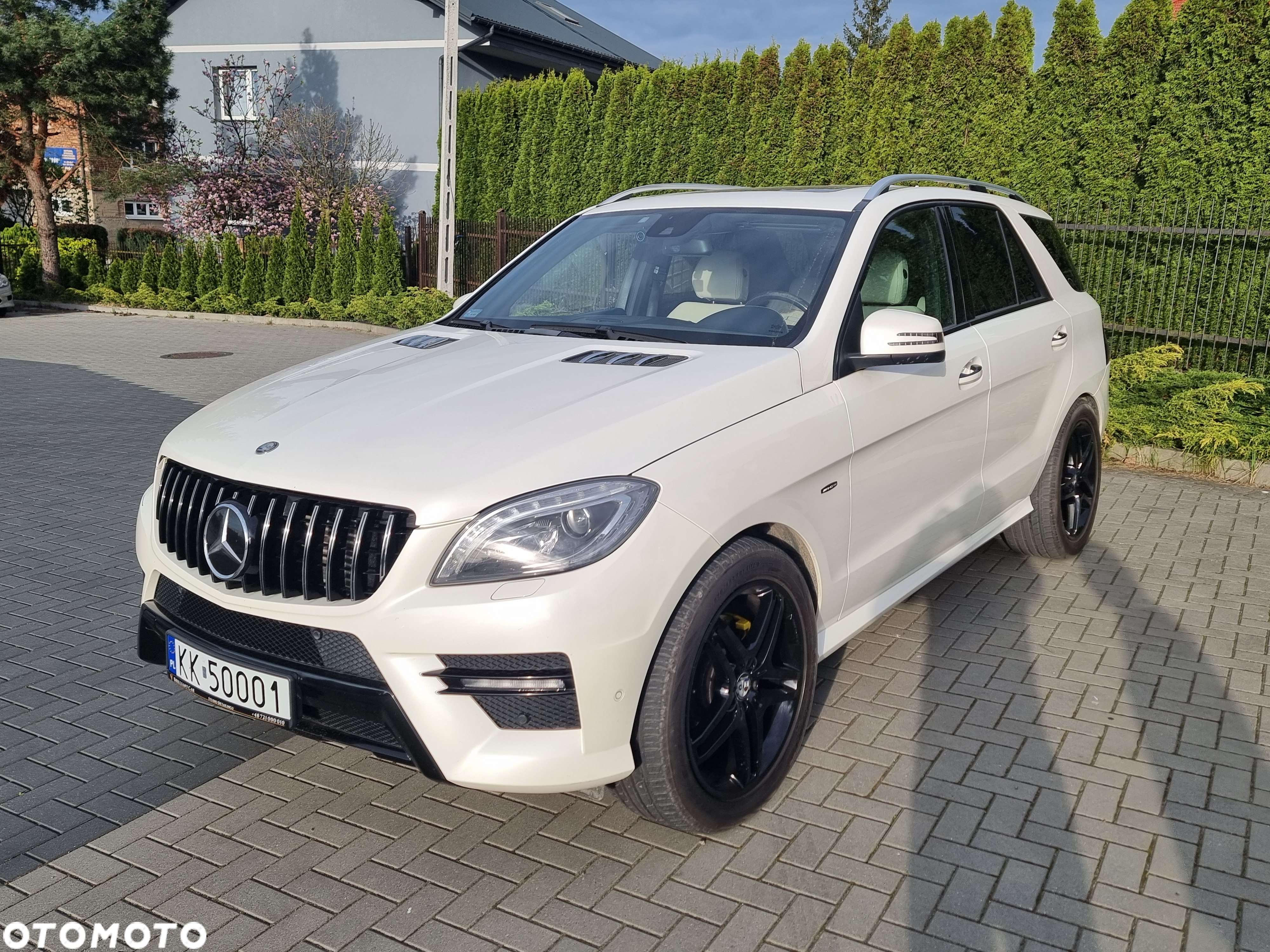 Mercedes-Benz ML 350 BlueTec 4-Matic - 11