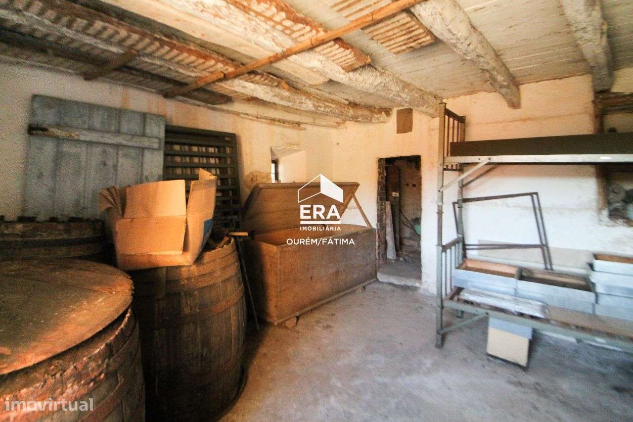 Moradia T2 localizada em Alvaiázere - Grande imagem: 4/12