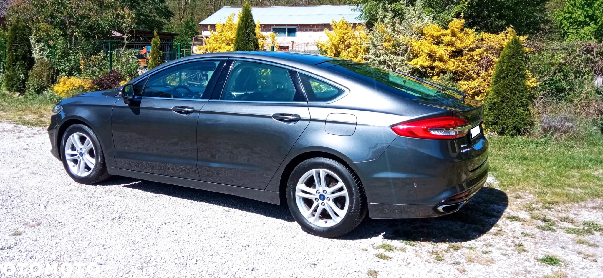 Ford Mondeo 2.0 EcoBlue Titanium - 11