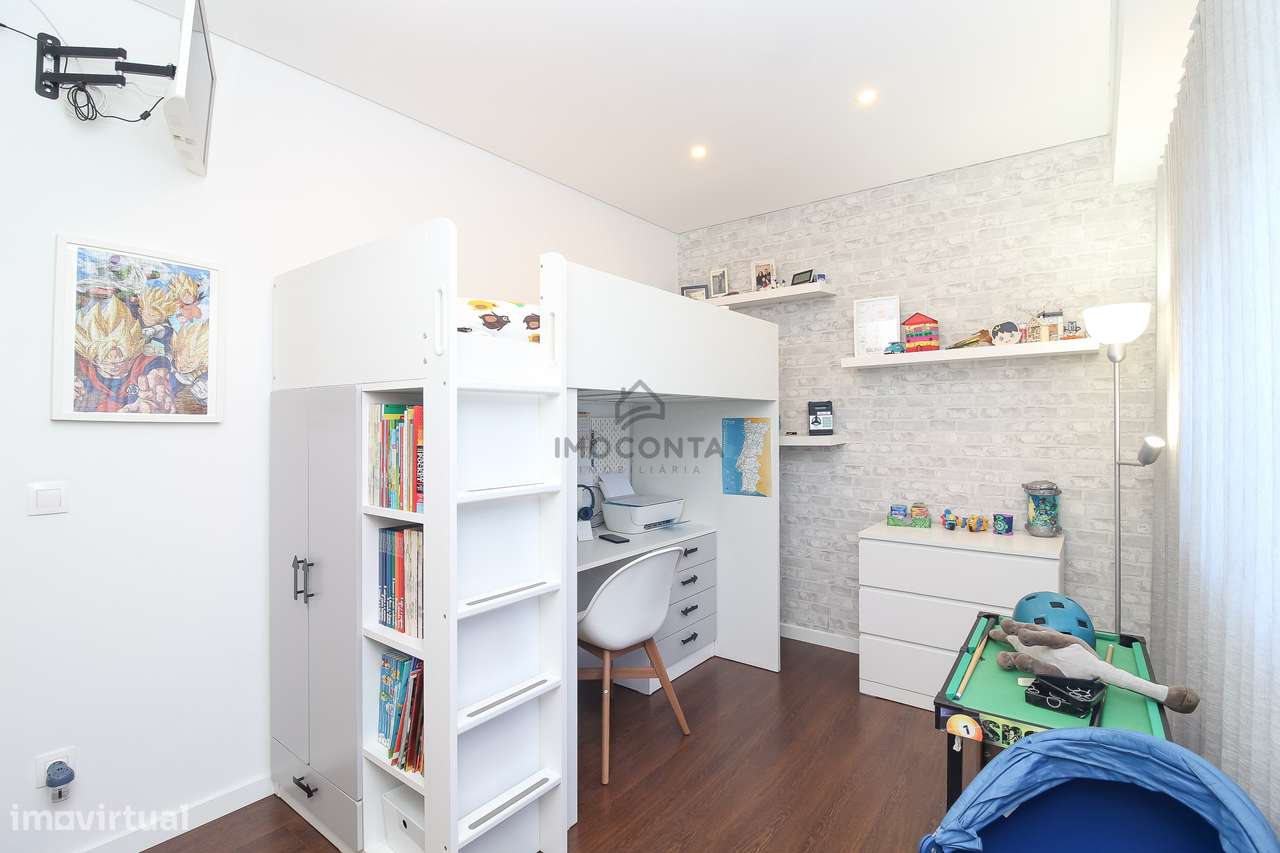 T3 c/Terraço de 175m2 em Sobrado- Valongo-10