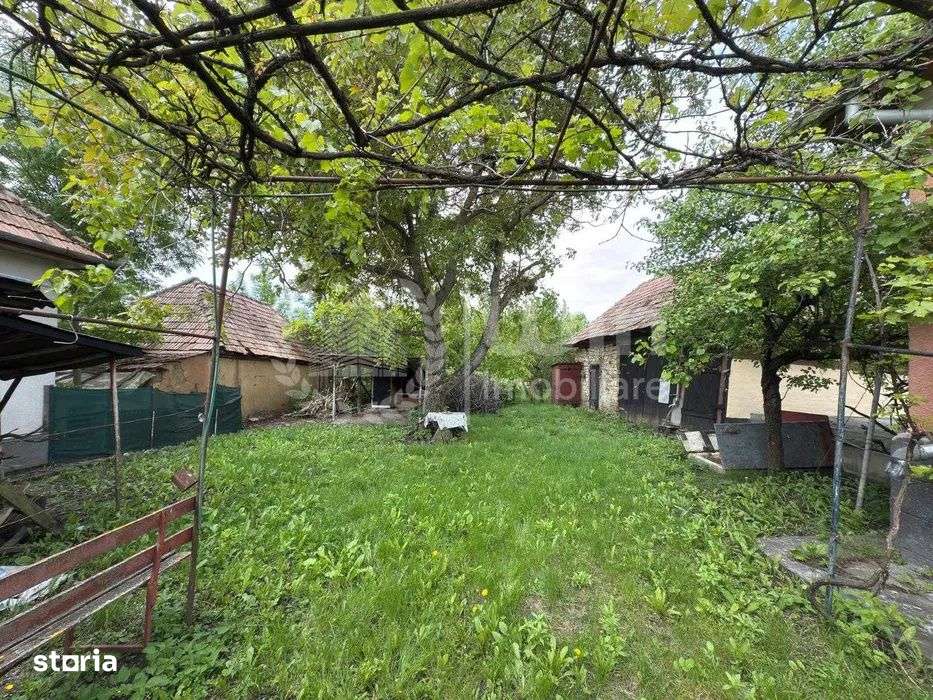 Teren intravilan cu casa renovabila | 2500mp teren | Front 21m | Aiton - Imagine principală: 2/6