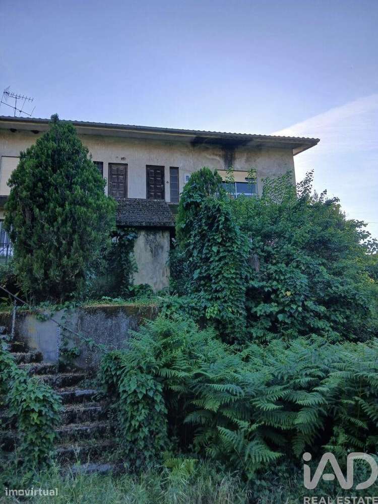 Moradia Geminada T3 Em Santa Clara E Castelo Viegas De 115 1 M2