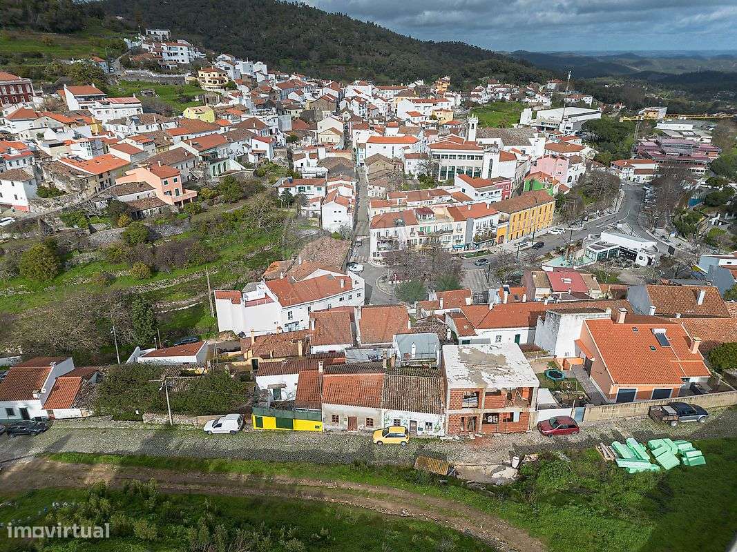 Moradia T2 para venda - Grande imagem: 2/21