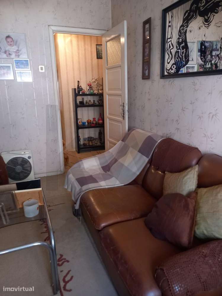 APARTAMENTO T2 - CENTRO QUELUZ-8