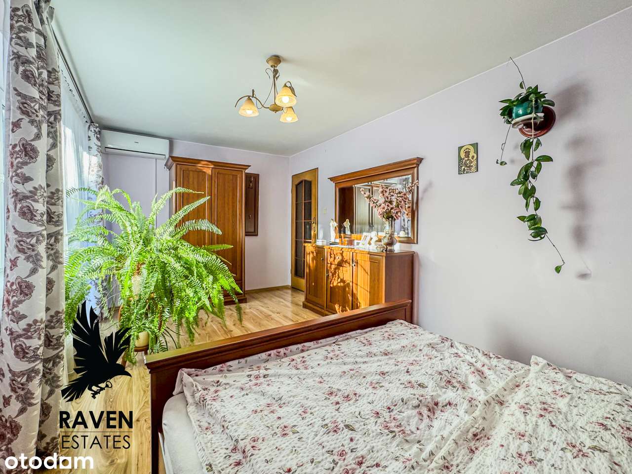 Przestronny dom z zabudową usługową-5