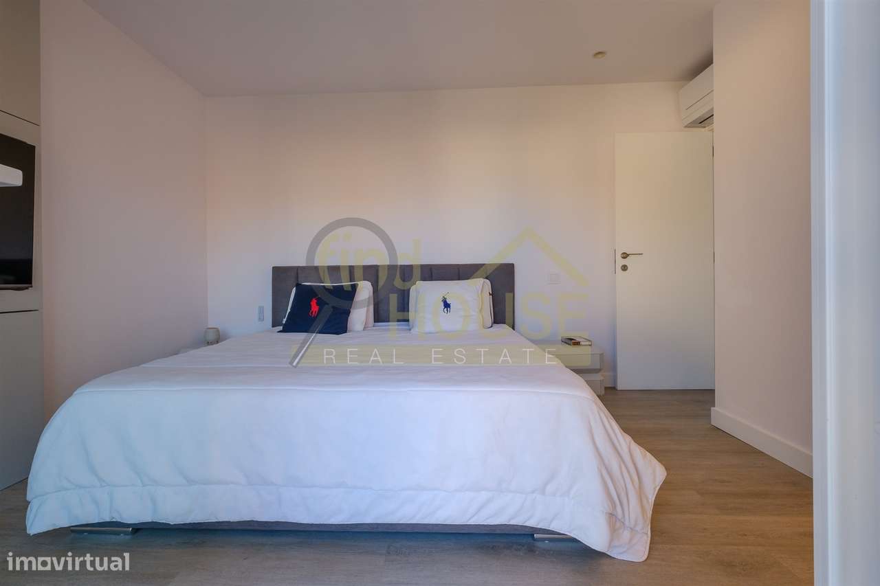 Moradia Isolada V3 com piscina junto à Herdade da Aroeira-20