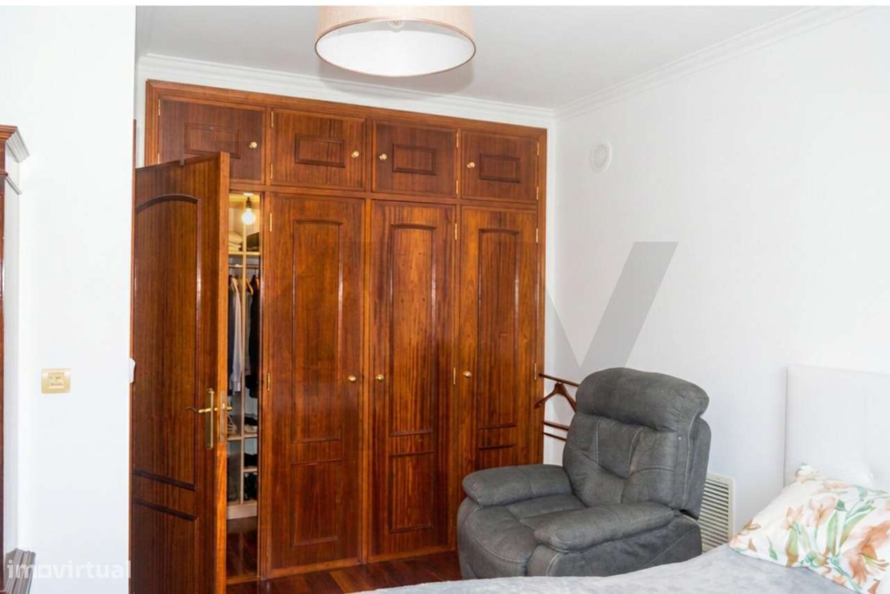 T2 Anta – Agualva | 3 Frentes  | Lareira e Parqueamento  |   375 800€-19