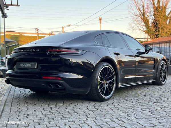 Porsche Panamera 4 E-Hybrid - 4