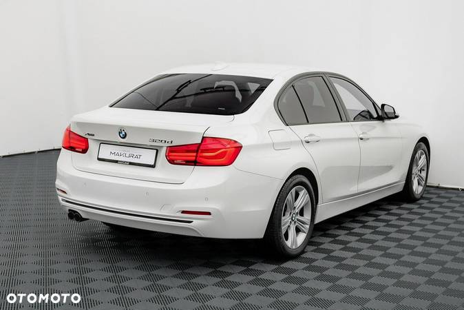 BMW Seria 3 320d xDrive M Sport - 5