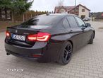 BMW Seria 3 320i GPF xDrive - 9