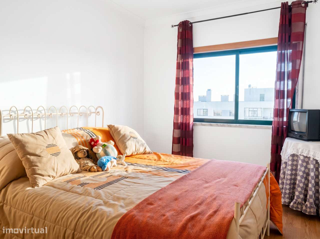 T3 com varanda, garagem, localização privilegiada e 128 m²!-13