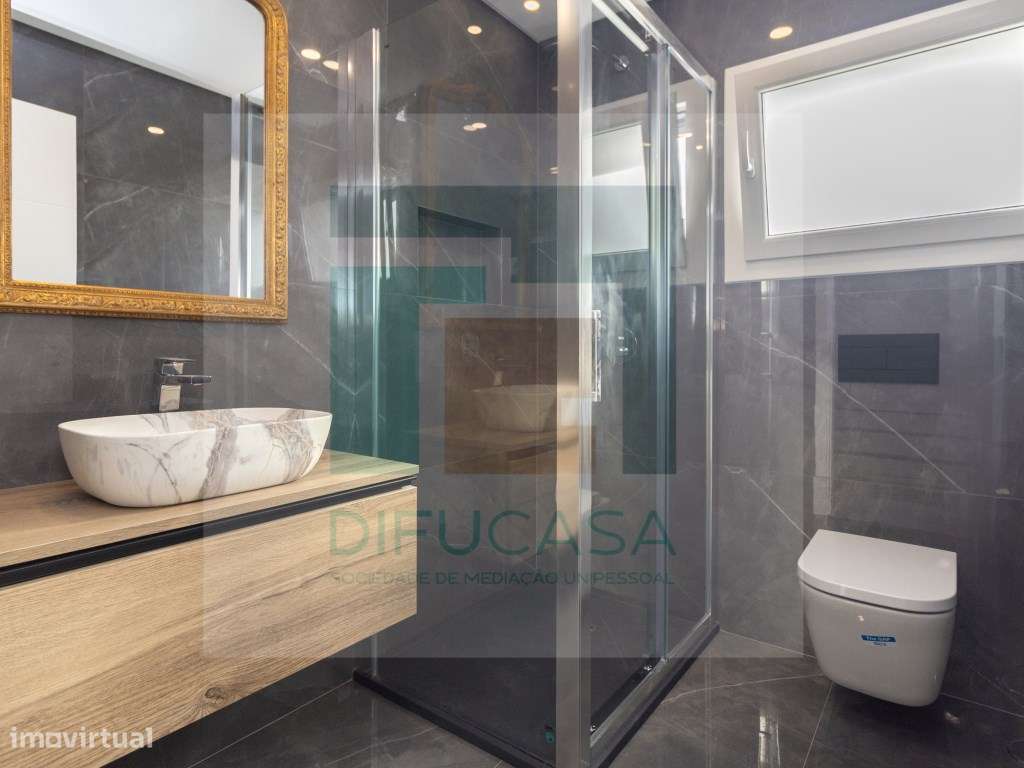 Moradia Geminada T3 + escritorio-38