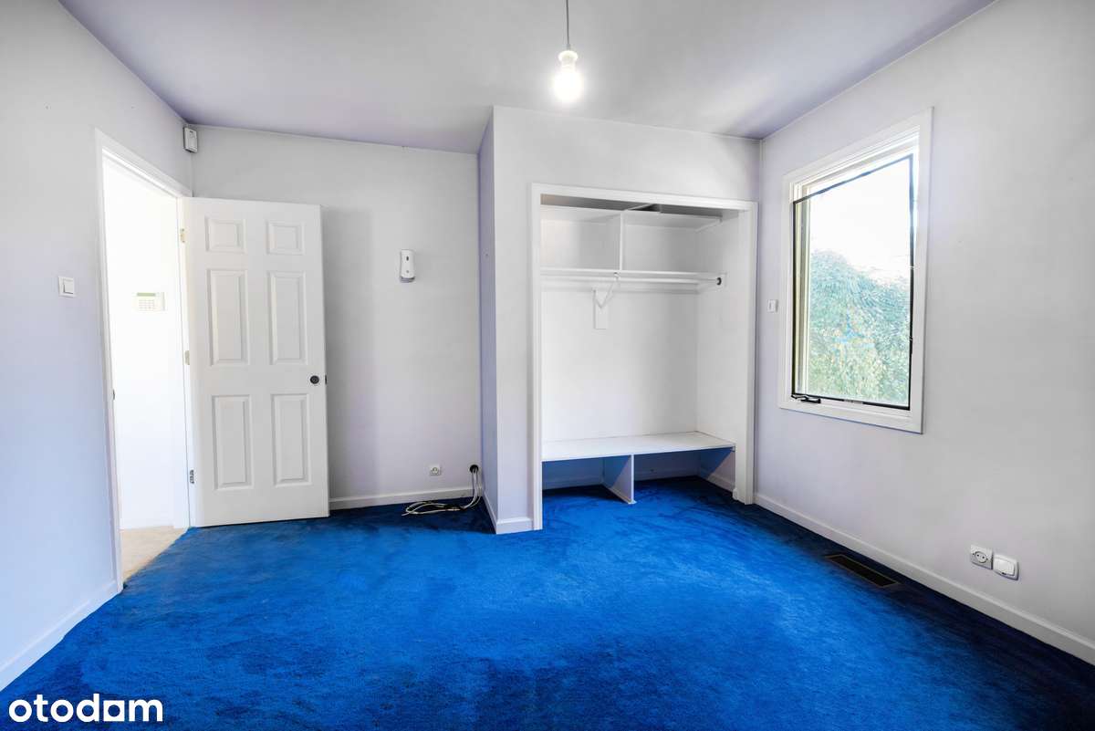 Dom w Piasecznie na osiedlu z basenem-8