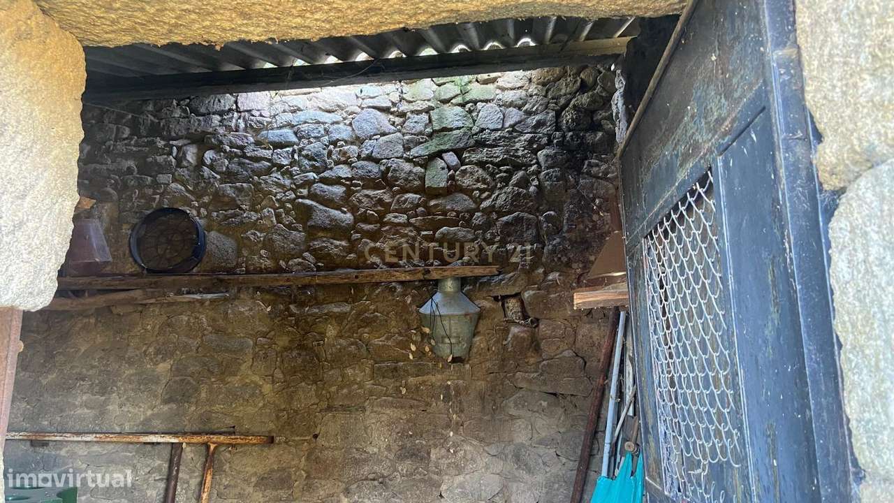Quinta Murada e Isolada em Escalos de Baixo, Castelo Branco - Grande imagem: 5/20