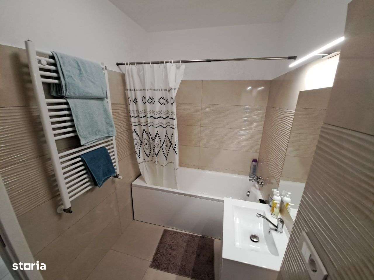 Apartament cu 2 camere structura mare zona Tractorul Coresi-12