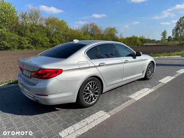 BMW Seria 5 530i GPF Luxury Line sport - 4