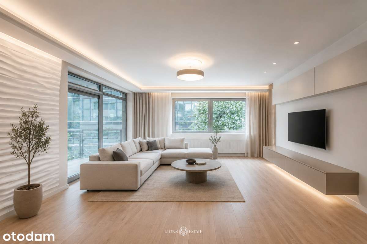 Przestronny apartament przy Pl. Trzech Krzyży