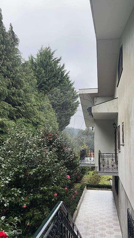 Moradia T4 para venda - Grande imagem: 2/6