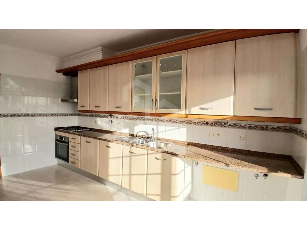 Arrenda Apartamento T3 - Ericeira, A Casa das Casas - Grande imagem: 4/13