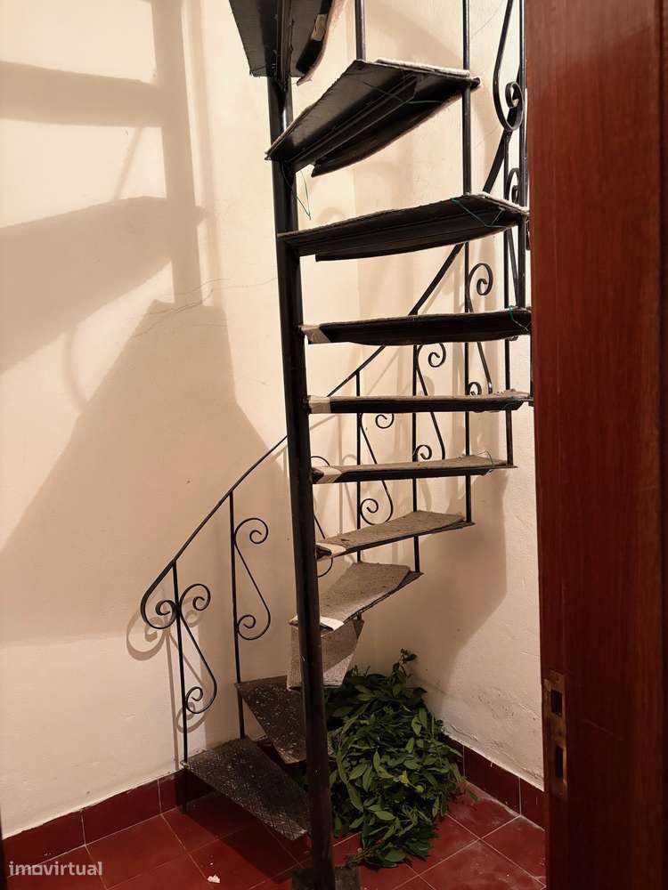 Moradia Tires T5 com garagem jardim piscina 830.000€ , 875 m2 terreno-35