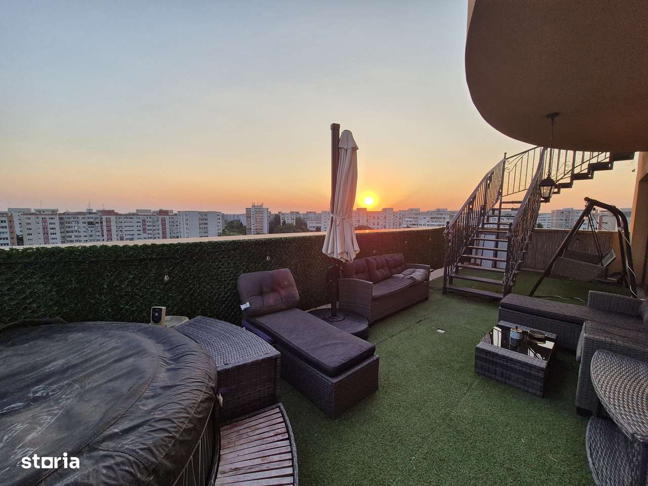 Penthouse 104,97 mp + 192,81 mp terase - piata Sudului - Imagine principală: 3/20