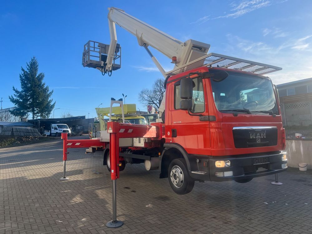 Podnośnik Koszowy Zwyżka 33 Metry Ruthmann T330 - zdjęcie 2