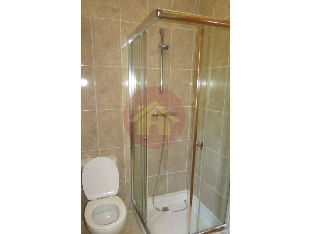 Moradia V9 para Venda em Alvor - Portimão, Algarve-19