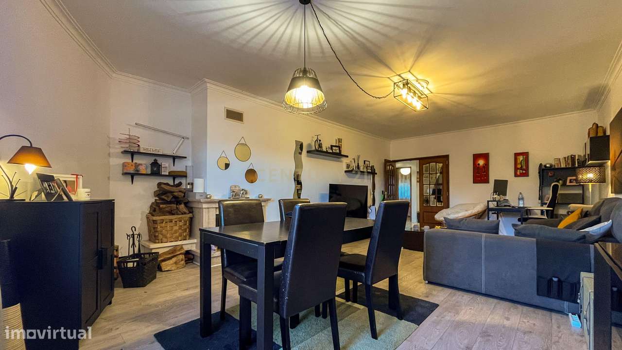 Apartamento T2 Remodelado -  Tapada das Merces - 100M2 - Grande imagem: 4/20