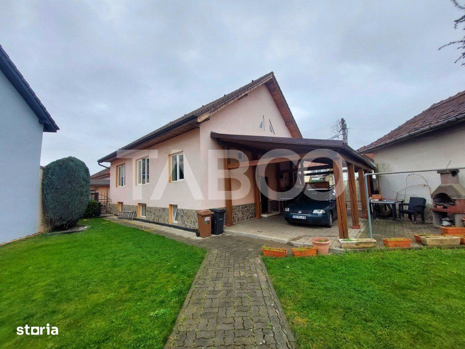 Casa individuala de vanzare 141 mp carport si garaj Gusterita Sibiu