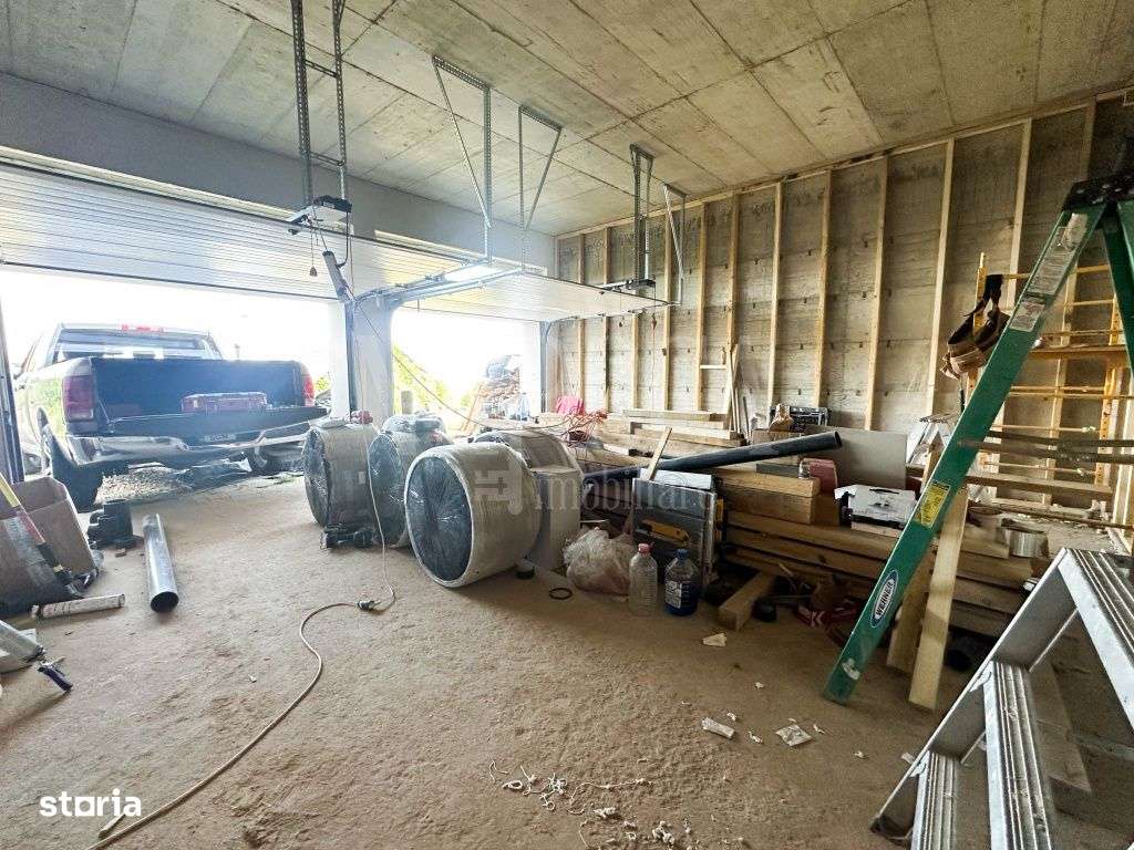 Casa 5 camere de vanzare in Feleacu - Imagine principală: 5/10