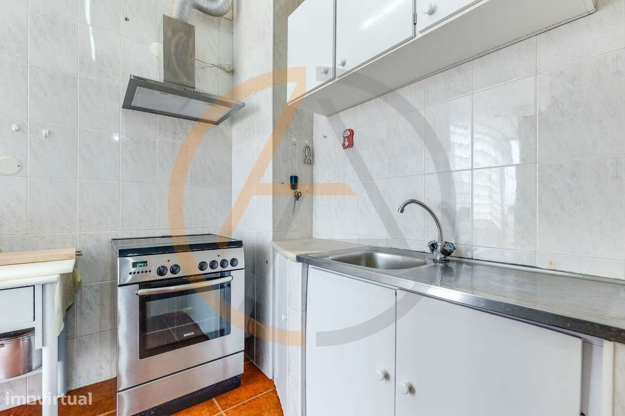 Apartamento T1 com Espaço Exterior | Cedofeita-12