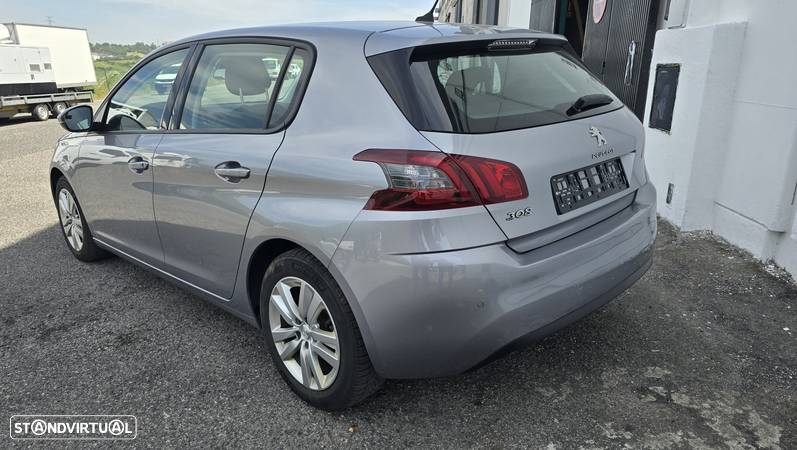 Peugeot 308 - 3