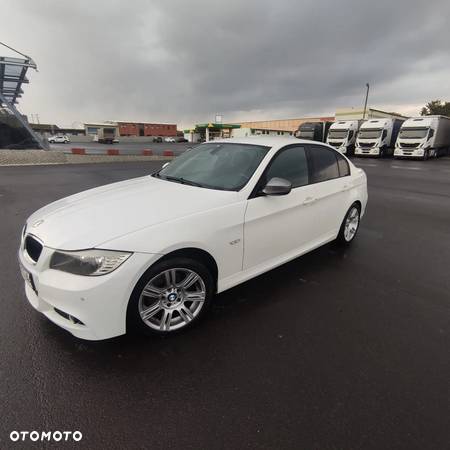 BMW Seria 3 320d - 14