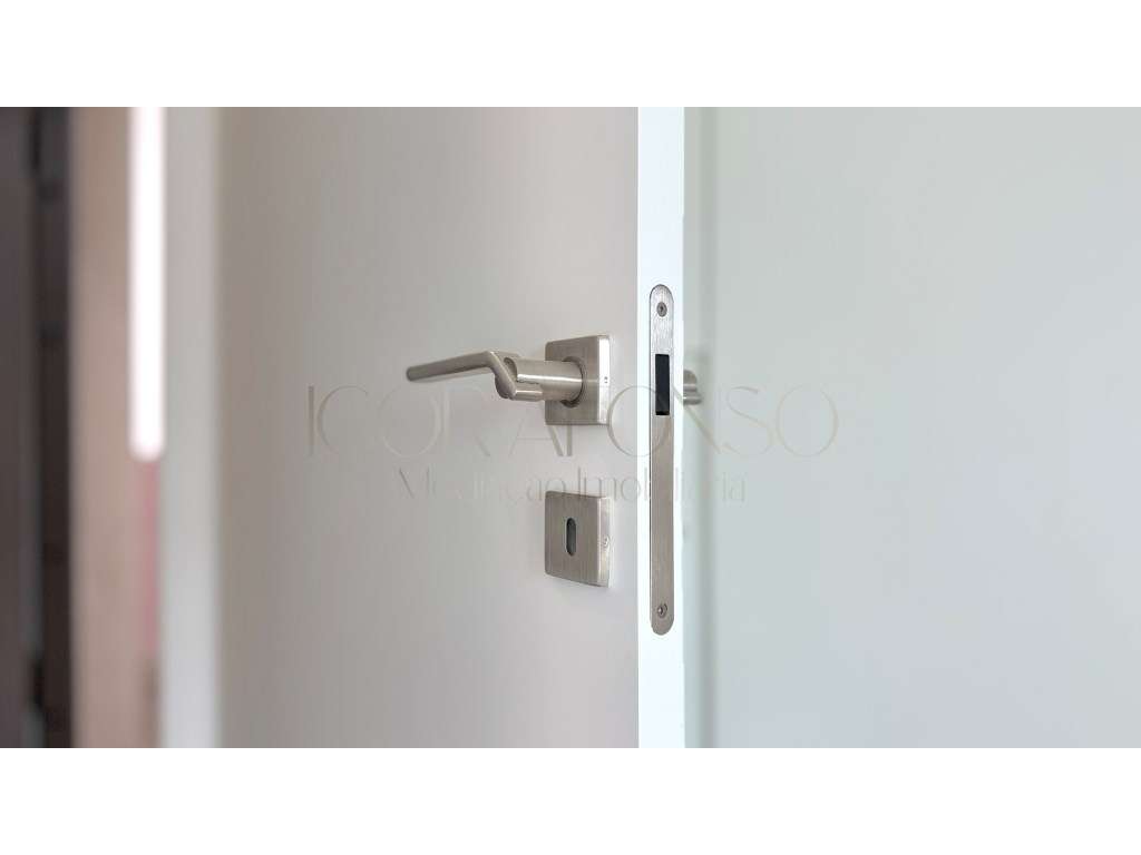 Excelente Apartamento T2 localizado na Zona Central de Azeitão-20