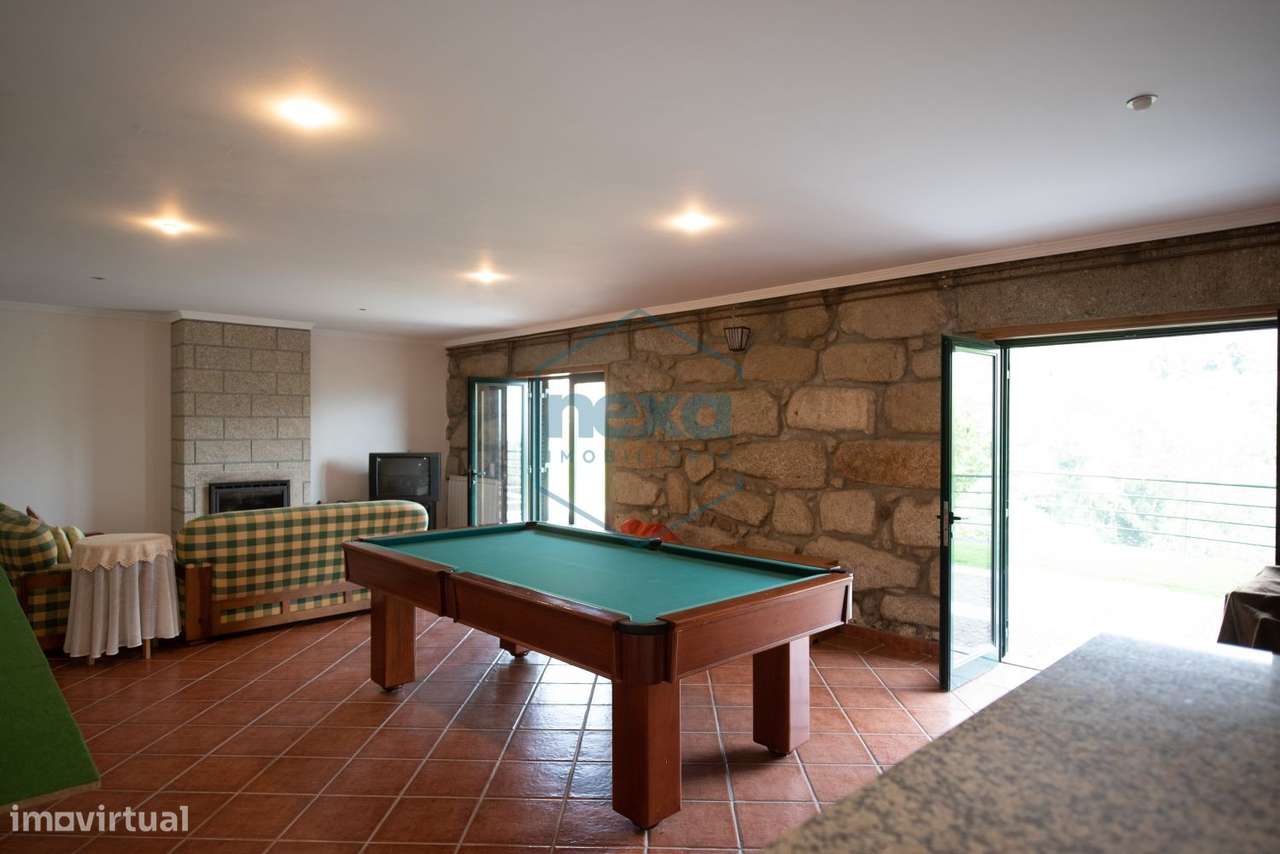 Moradia inserida em Quinta-51