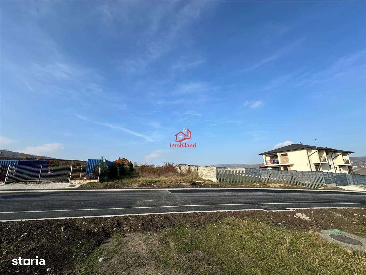 Teren intravilan cu PUZ,PUD si UTILITATI pentru casa sau duplex, cu fr-0