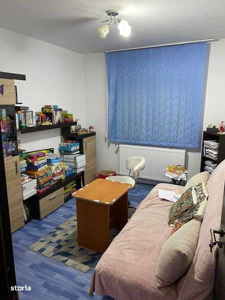 Ap. 3 camere, parter, transformat in spatiu comercial si garsoniera - Imagine principală: 4/8